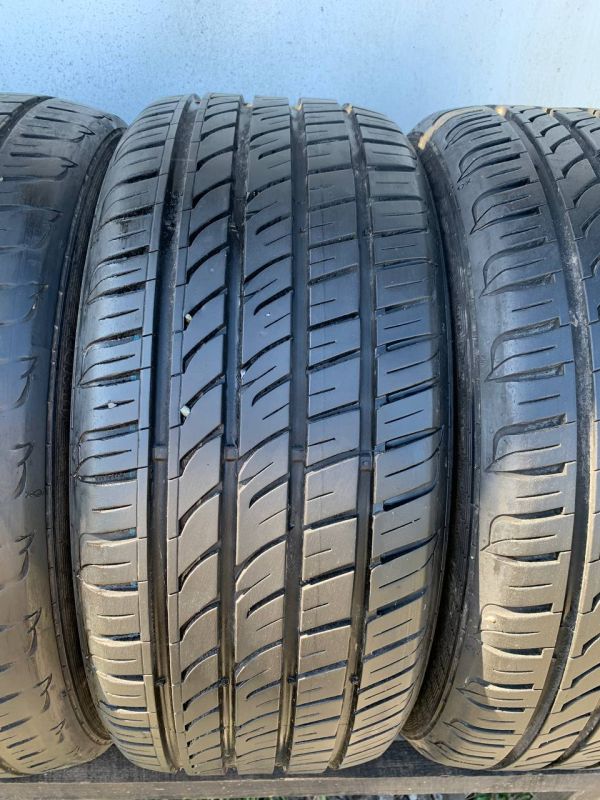 Шини комплект пара Gislaved 215/45 r17 літо резина