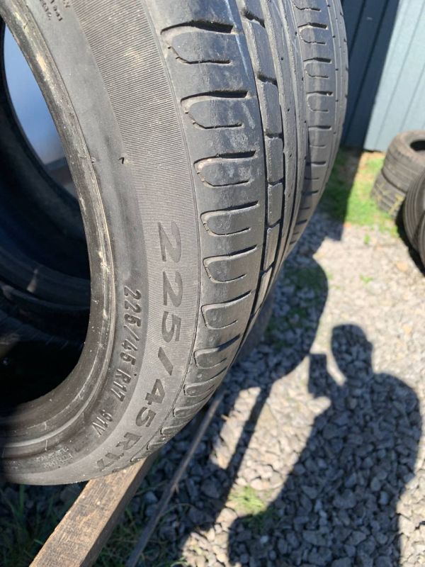 Шини пара Pirelli 225/45 r17 літо резина