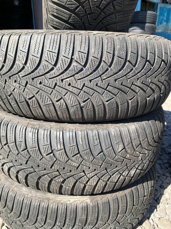 Шини комплект або пара Goodyear 205/60 r16 зима резина