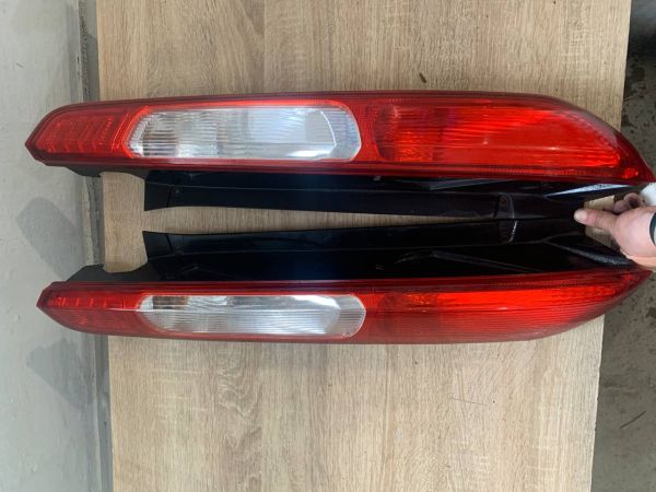 Стопи ліхтарі лівий правий Ford Focus 2 Хетчбек форд фокус 2 фонарь