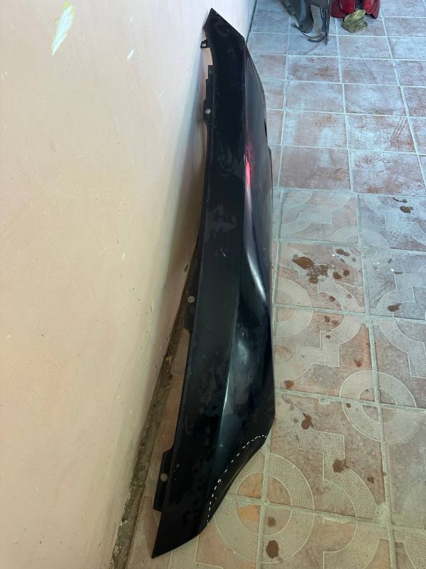 Крило переднє ліве BMW Z-4 E85 Бмв 4 2003-2008 Є вмятина Крило під покраску