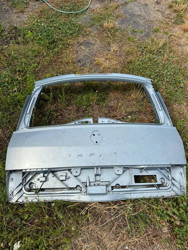 Кришка багажника ляда Renault Espace IV 2002-2014 Рено Еспейс 4 крышка багажника ляда 8200005943