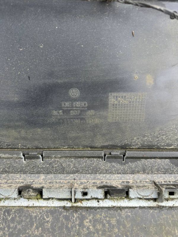Задній бампер пассат б6 passat b6