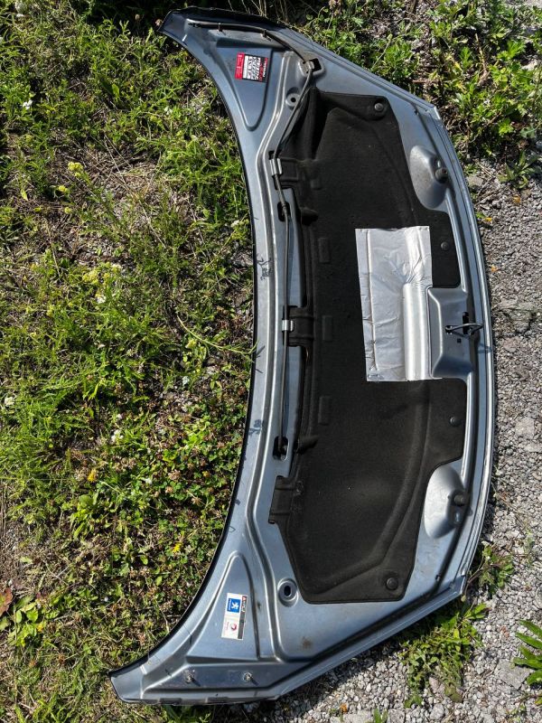Капот Peugeot 207 сірий