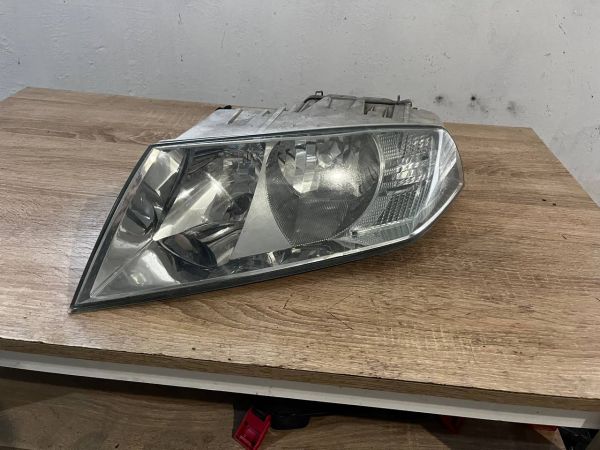 Передня ліва фара  Skoda Octavia II A5