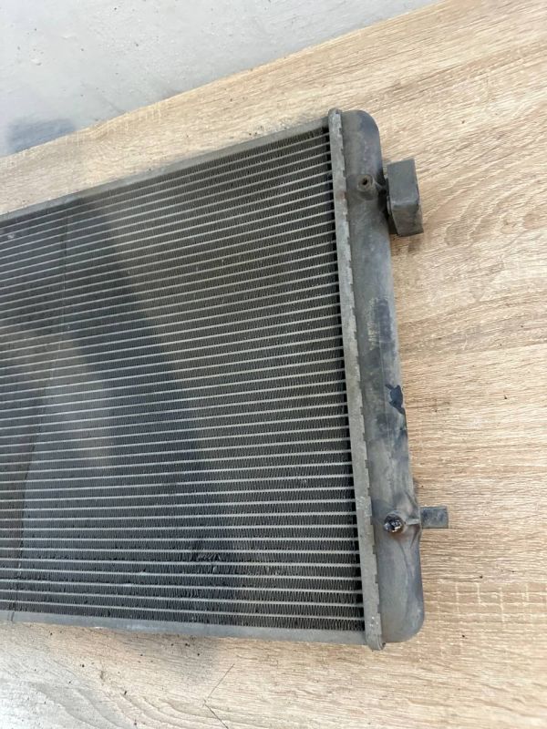 Радіатор охолодження основний Skoda Octavia Tour Audi A3 Volkswagen Golf IV Bora Jetta Caddy Passat Touran Seat Leon Toledo 1J0121253AD