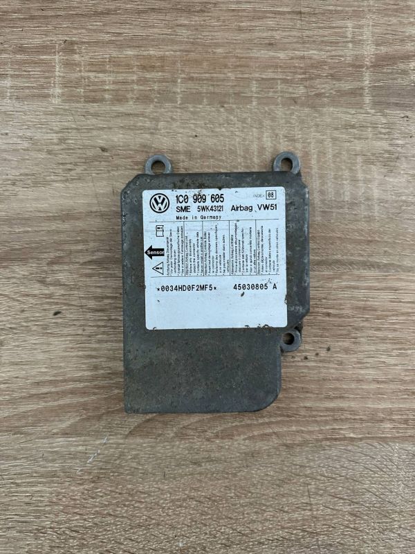 Блок управління AIRBAG Skoda Octavia Tour (1996-2010) 1J0909603/5WK4163