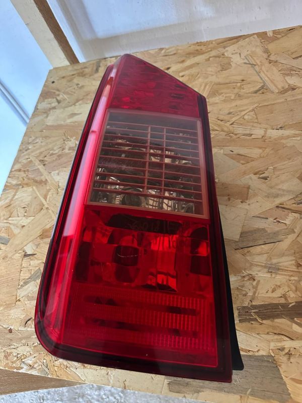 Ліхтар стоп задній правий лівий Fiat Idea 46829508 стоп фара фіат ідеа