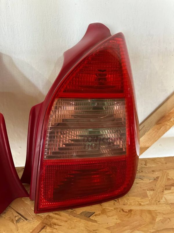 Задні ліхтарі фонарь стопи лівий правий Citroen C2 Сітроен с2
