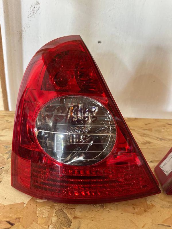 Задні ліхтарі стопи лівий правий Рено Кліо 2 Renault Clio 2 