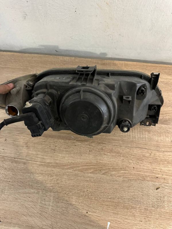 Фара передня ліва Renault Megane I / Scenic I ,95-99, 700831462, 7700831463, 7701672734, 7701672735