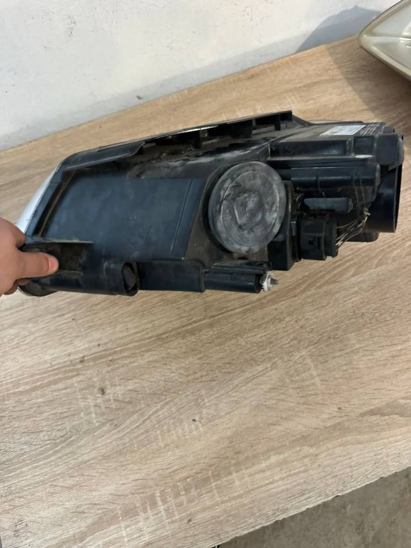 Фара передня ліва права Volkswagen Passat B6 пасат б6 3C0941005S