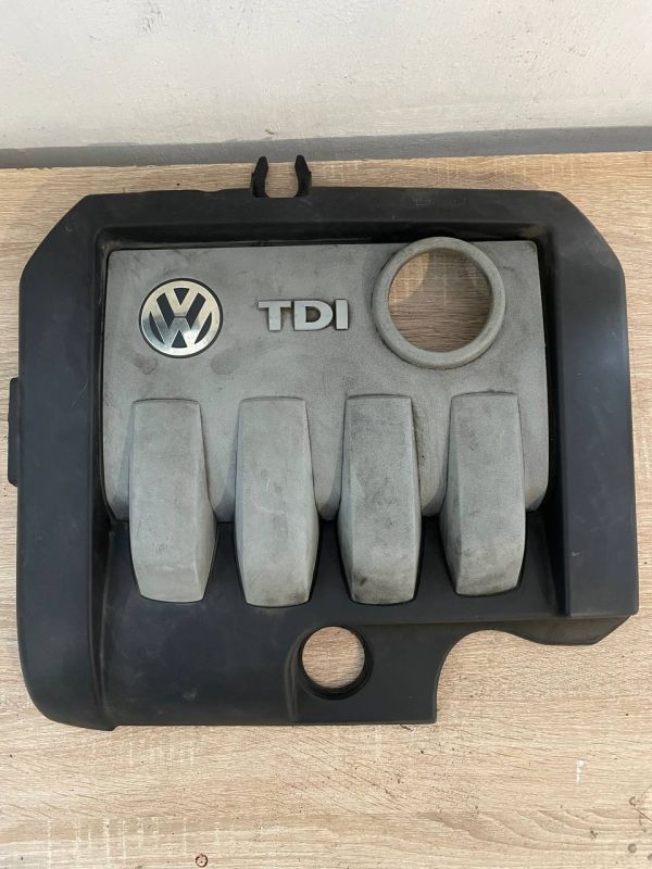 Декоративна кришка двигуна Кришка мотора, audi a6 03G103925 Skoda Octavia A5,VW GOLF 5