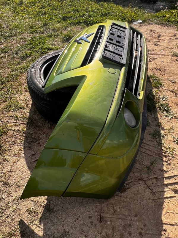 Передній бампер Citroen C2 Сітроен Ц2