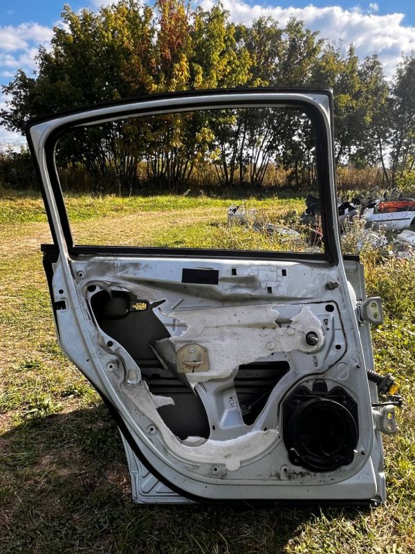Дверка задня ліва Citroen C4 2004-2010