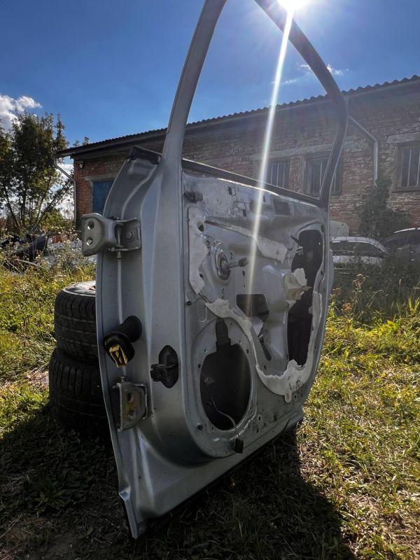 Дверка задня права Citroen C4 2004-2010