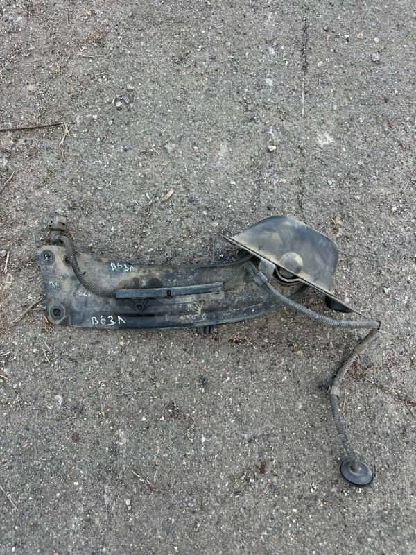 Важіль Volkswagen Passat b6 ричаг задній лівий 3C0505223D 3C0505224D
