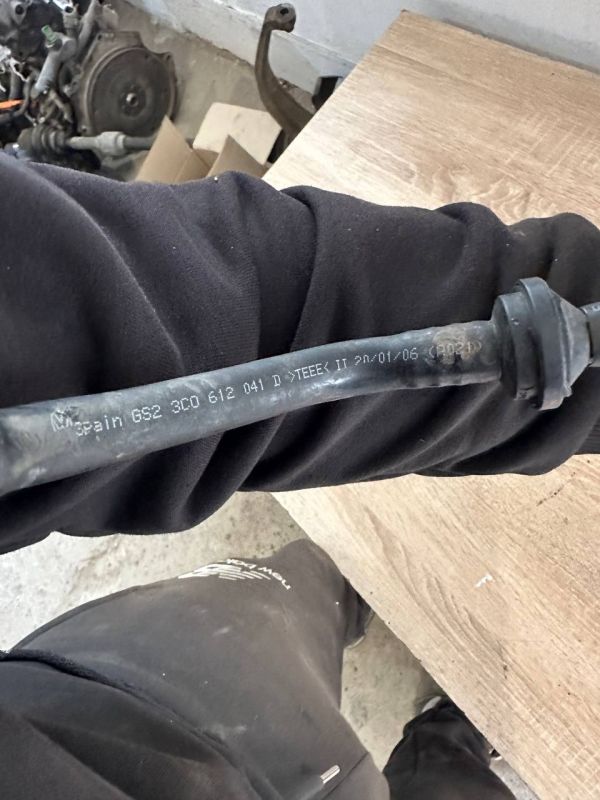 Трубка вакуумного підсилювача VW Passat B6 3C0612041
