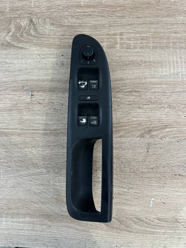 Блок Склопідйомників пассат б6 passat b6 Уцінка