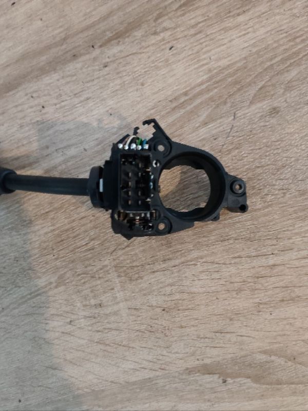Підрульовий перемикач (поворотів та склоочисників) A1685450110 Мерседес-Бенц Mercedes-Benz A-Class W168 А170