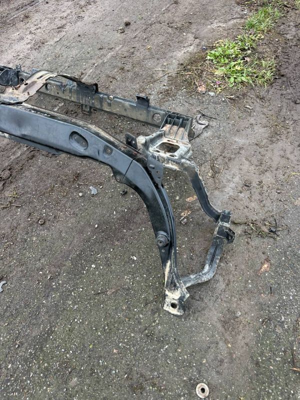 Передня панель (телевізор) 64101-4R000 Хюндай Соната Hyundai Sonata 6 VI YF 2.0 16V G4KH