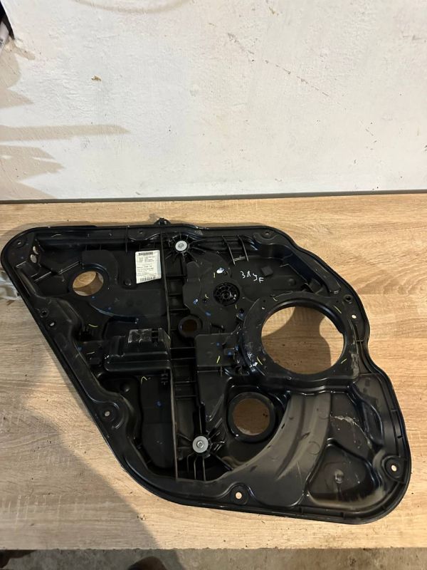 Дверний модуль задній лівий 834713Q000 Хюндай Соната Hyundai Sonata 6 VI YF 2.0 16V G4KH